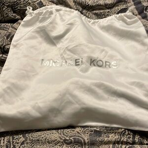 Mk dust cover 15.5” w x 14.5l